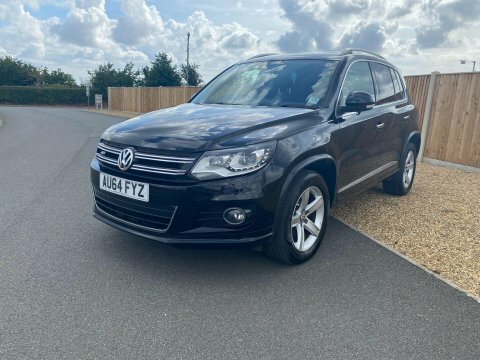 Volkswagen Tiguan 2.0 R Line Tdi Bluemotion Tech 4Motion Dsg 175 White #2