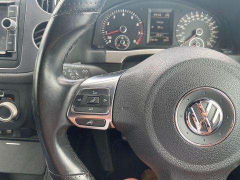 Volkswagen Tiguan 2.0 R Line Tdi Bluemotion Tech 4Motion Dsg 175 White #18