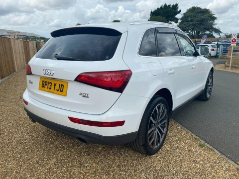 Audi Q5 2.0 Tfsi Se White #6