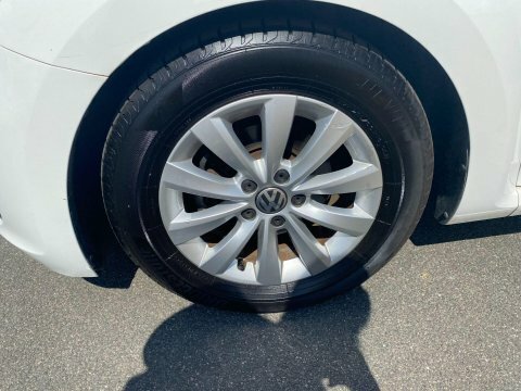 Volkswagen Beetle 1.2 Tsi Design White #4