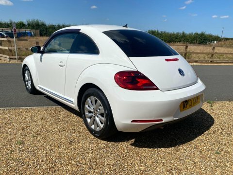 Volkswagen Beetle 1.2 Tsi Design White #5