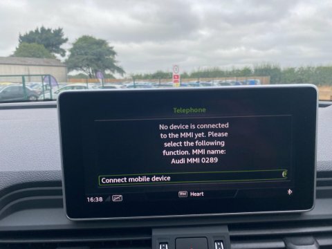 Audi Q5 Sport Black #16