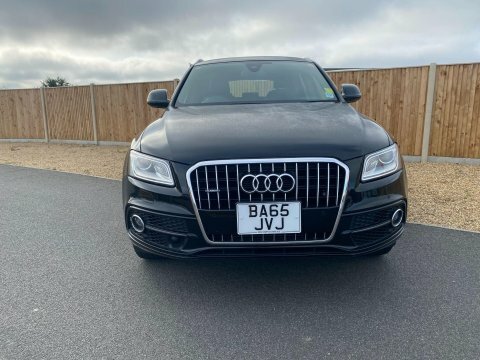 Audi Q5 2.0 Tfsi S Black #3