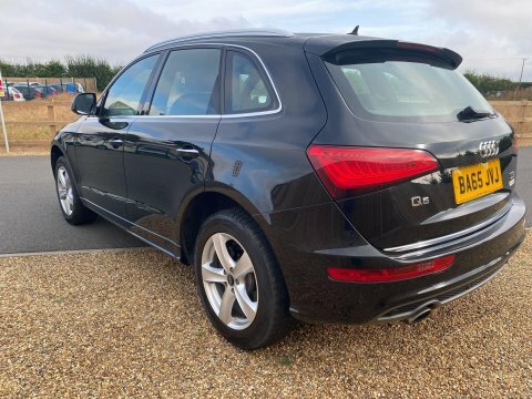 Audi Q5 2.0 Tfsi S Black #5