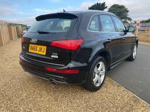 Audi Q5 2.0 Tfsi S Black #6
