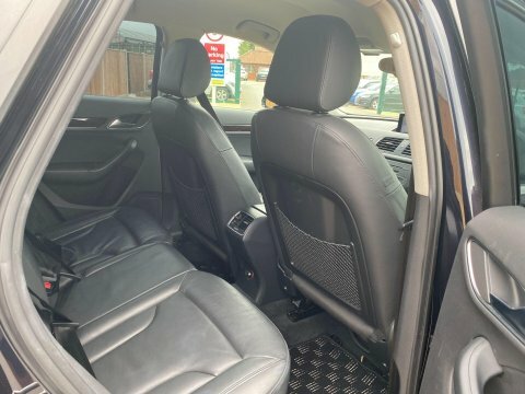 Audi Q3 1.4 Q3 S Black #11