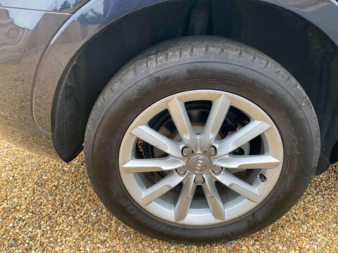 Audi Q3 1.4 Q3 S Black #8