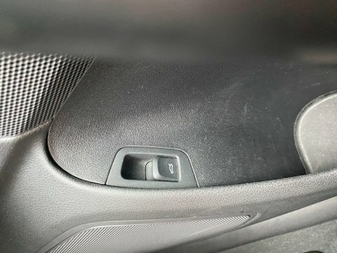 Audi Q3 1.4 Q3 S Black #27