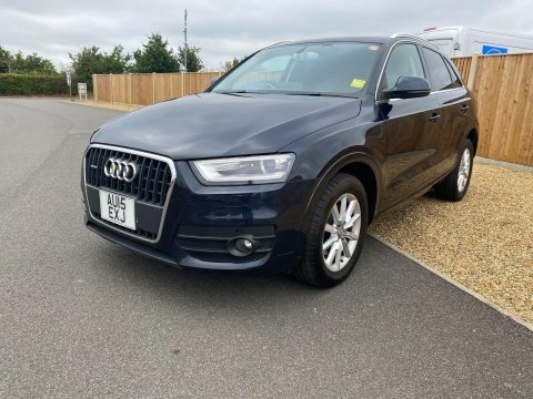 Audi Q3 2.0 Tfsi Se Blue #2