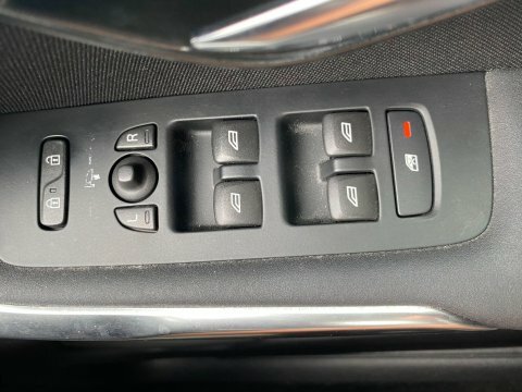 Volvo V40 2.0 D3 Silver #24