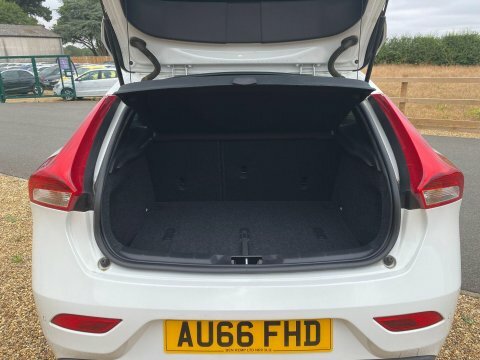 Volvo V40 2.0 D3 Silver #25