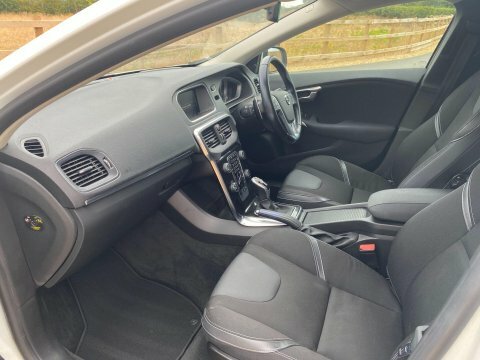 Volvo V40 2.0 D3 Silver #12