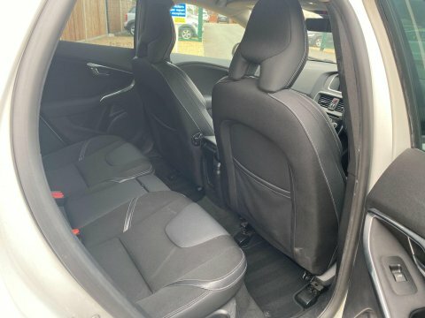 Volvo V40 2.0 D3 Silver #11