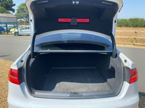 Audi A4 2.0 Tdi Ultra Se Technik Euro 6 Ss White #29
