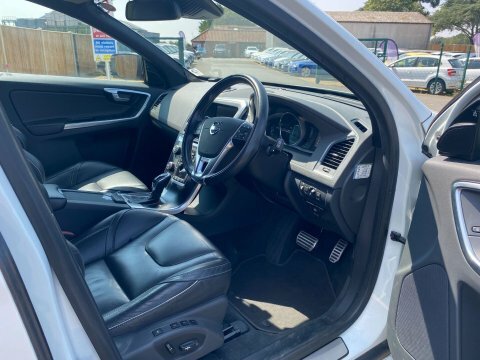 Volvo XC60 2014 64 2.4 Blue #9