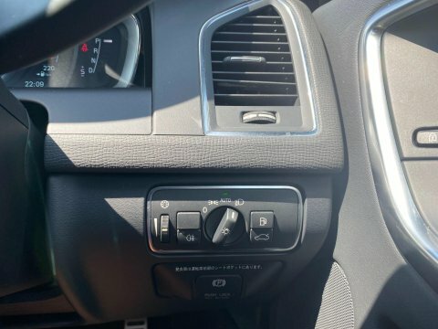 Volvo XC60 2014 64 2.4 Blue #26