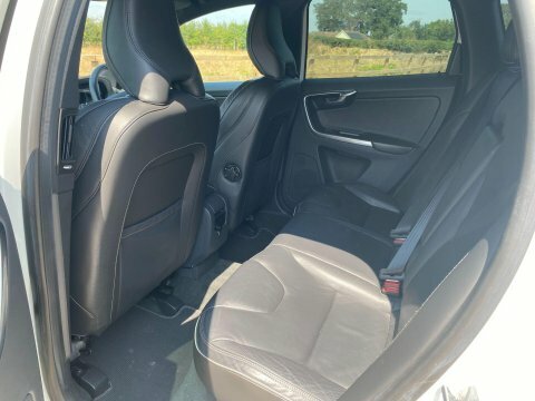 Volvo XC60 2014 64 2.4 Blue #13