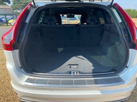 Volvo XC60 2014 64 2.4 Blue #28