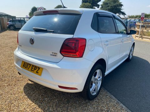 Volkswagen Polo 1.2 Tsi Bluemotion AU17EPZ White #6