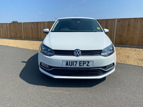 Volkswagen Polo 1.2 Tsi Bluemotion AU17EPZ White #3