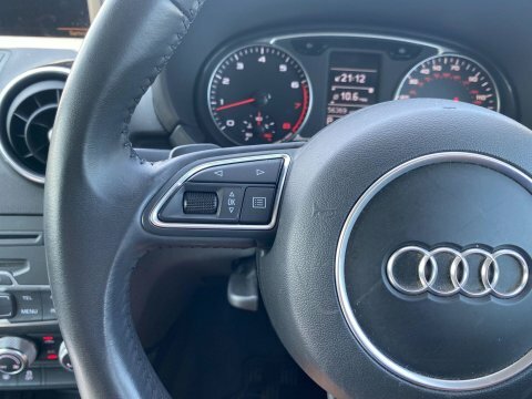 Audi A1 2014 1.4 Tfsi Cod Black Edition Sportback Petr White #21