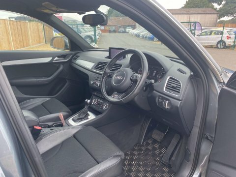 Audi Q3 2.0 Tdi Quattro Se Blue #9