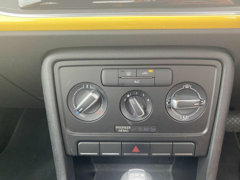 Volkswagen Beetle Tsi Bluemotion Tech Design U13122 Ulez Red #15