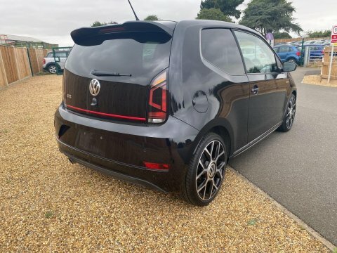 Volkswagen Up 1.0 Tsi Gti Black #6