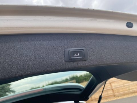 Audi Q5 2.0 Tdi Quattro S Line Plus 187 Bhp Grey #29