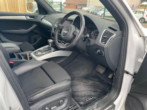 Audi Q5 2.0 Tdi Quattro S Line Plus 187 Bhp Grey #9