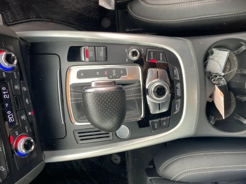 Audi Q5 2.0 Tdi Quattro S Line Plus 187 Bhp Grey #19