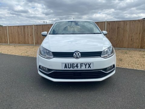 Volkswagen Polo 1.2 Tsi Bluemotion White #3