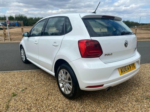 Volkswagen Polo 1.2 Tsi Bluemotion White #5