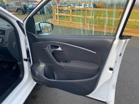Volkswagen Polo 1.0L Se 60 Bhp White #10