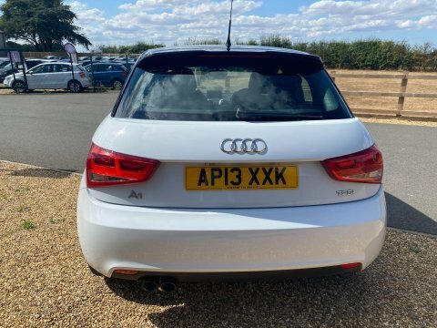 Audi A1 1.4 Sportback Tfsi Sport 122 Bhp Red #7