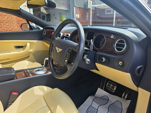 Bentley Continental Gt Gt White #42