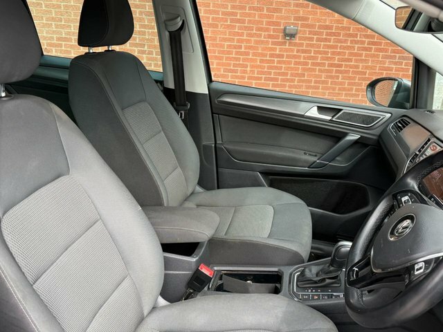 Volkswagen Golf SV 1.5 Tsi Evo 150 Se Nav Dsg Silver #9