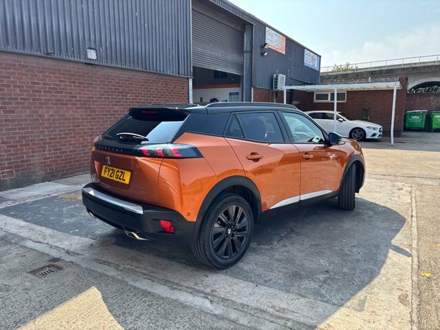 Peugeot 2008 1.2 Puretech Gt Premium Suv Eat Euro 6 Orange #4