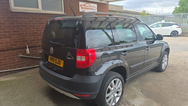 Skoda Yeti 1.8 Tsi Elegance Suv 4Wd Euro 5 Black #2