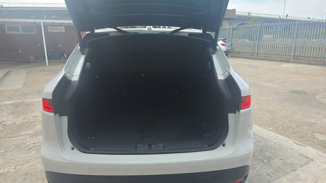 Jaguar F-Pace 2.0 D180 Prestige Suv Euro 6 S S White #5