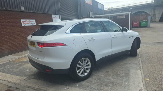 Jaguar F-Pace 2.0 D180 Prestige Suv Euro 6 S S White #3