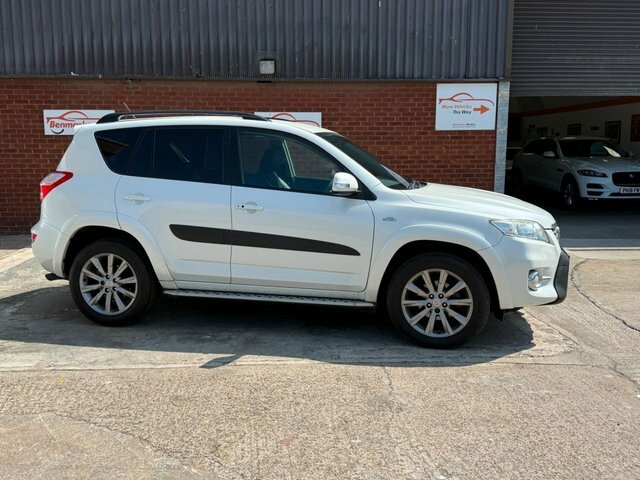 Toyota Rav 4 2.2 D-cat Sr Suv 4Wd Euro 5 150 P White #2