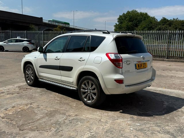 Toyota Rav 4 2.2 D-cat Sr Suv 4Wd Euro 5 150 P White #6