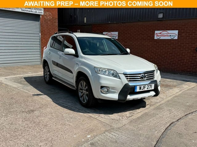 Toyota Rav 4 2.2 D-cat Sr Suv 4Wd Euro 5 150 P White