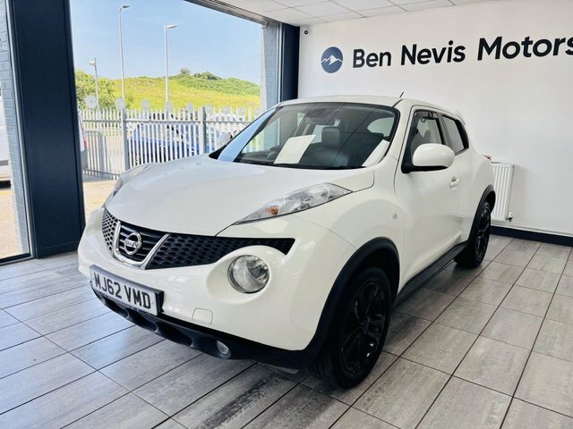 Nissan Juke Hatchback Blue #2
