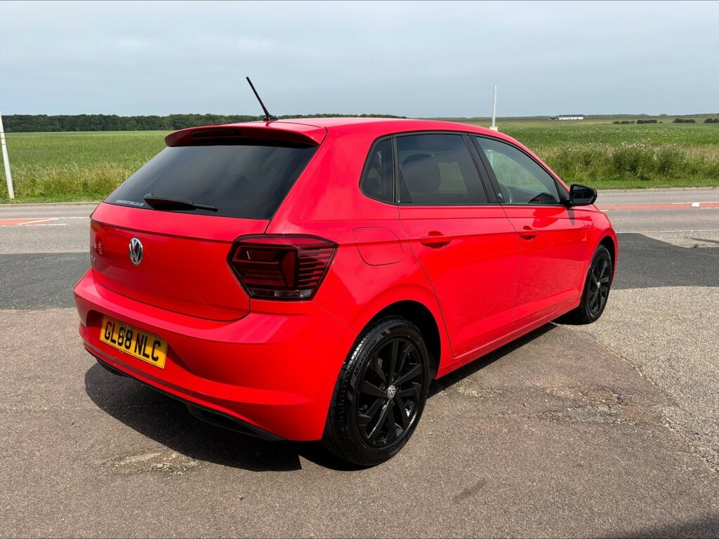 Volkswagen Polo Hatchback 1.0 Tsi Beats 2018 GL68NLC Red #3