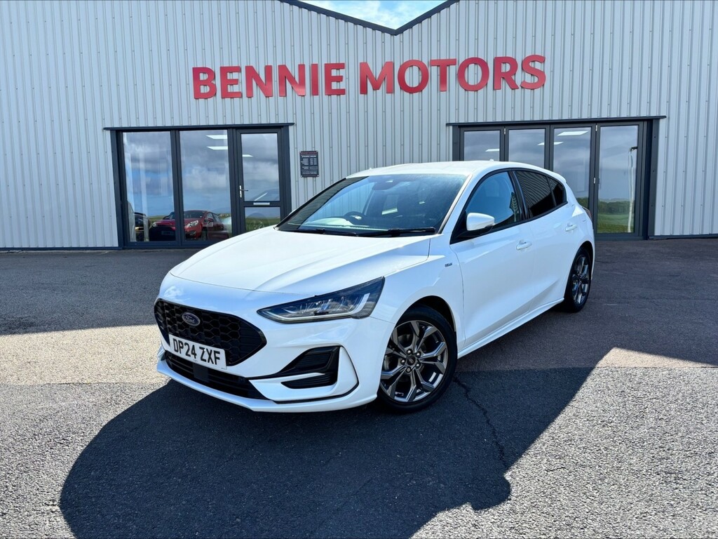 Ford Focus Hatchback 1.0 Focus St-line 1.0L Ecoboost 1 White