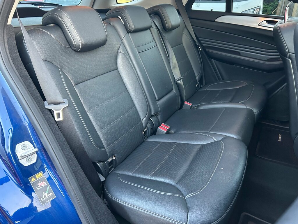 Mercedes-Benz GLE Class 250D 4Matic Amg Line 9G-tronic Black #33