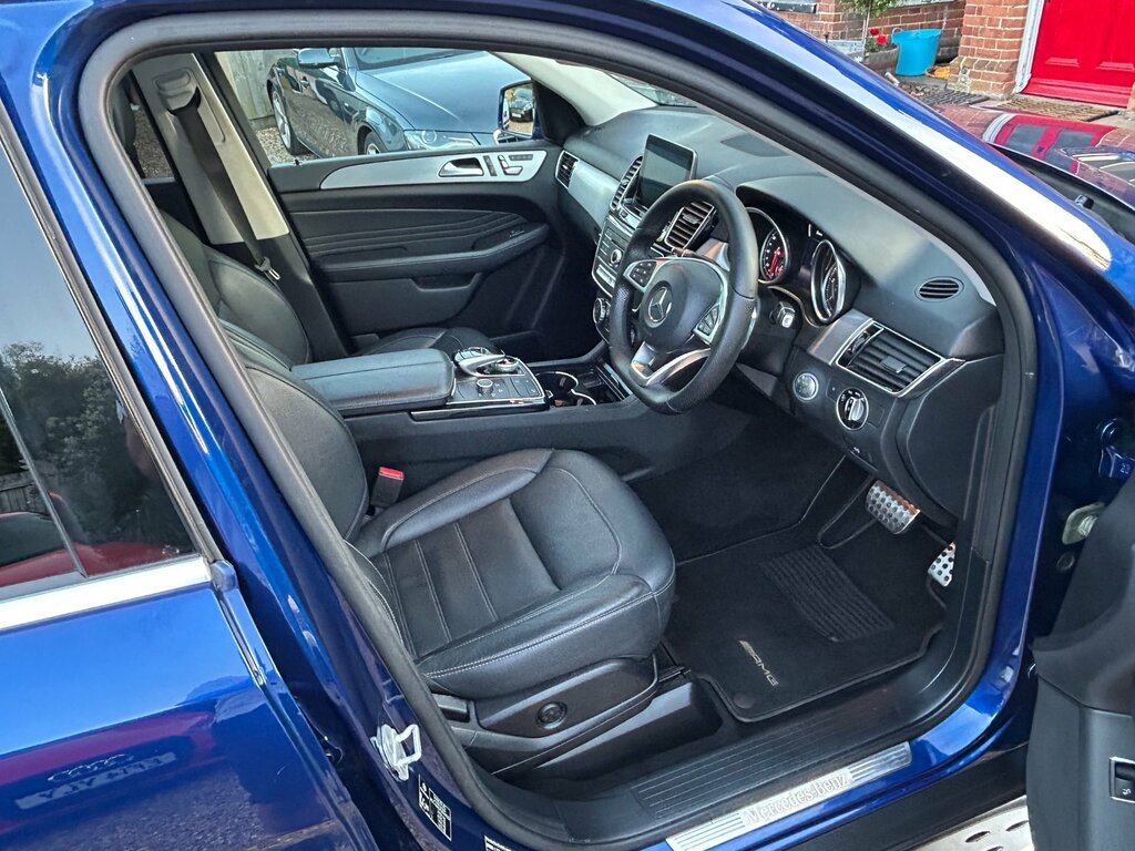 Mercedes-Benz GLE Class 250D 4Matic Amg Line 9G-tronic Black #20