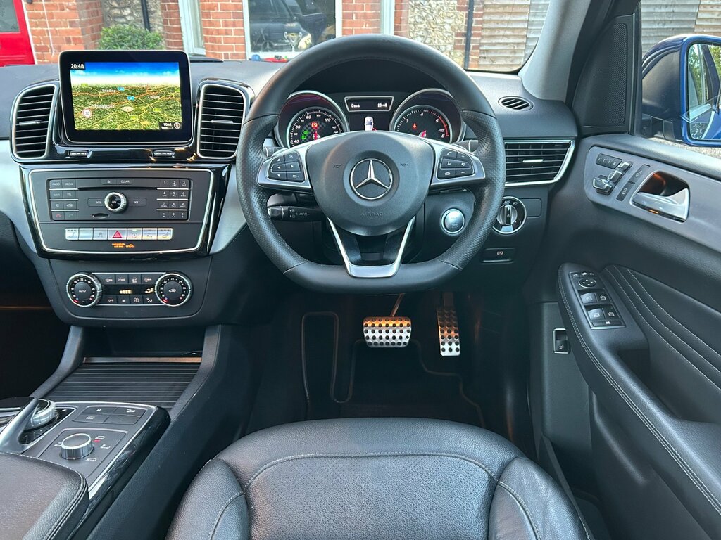Mercedes-Benz GLE Class 250D 4Matic Amg Line 9G-tronic Black #35